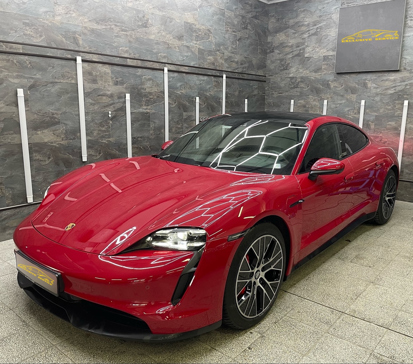 Porsche Taycan