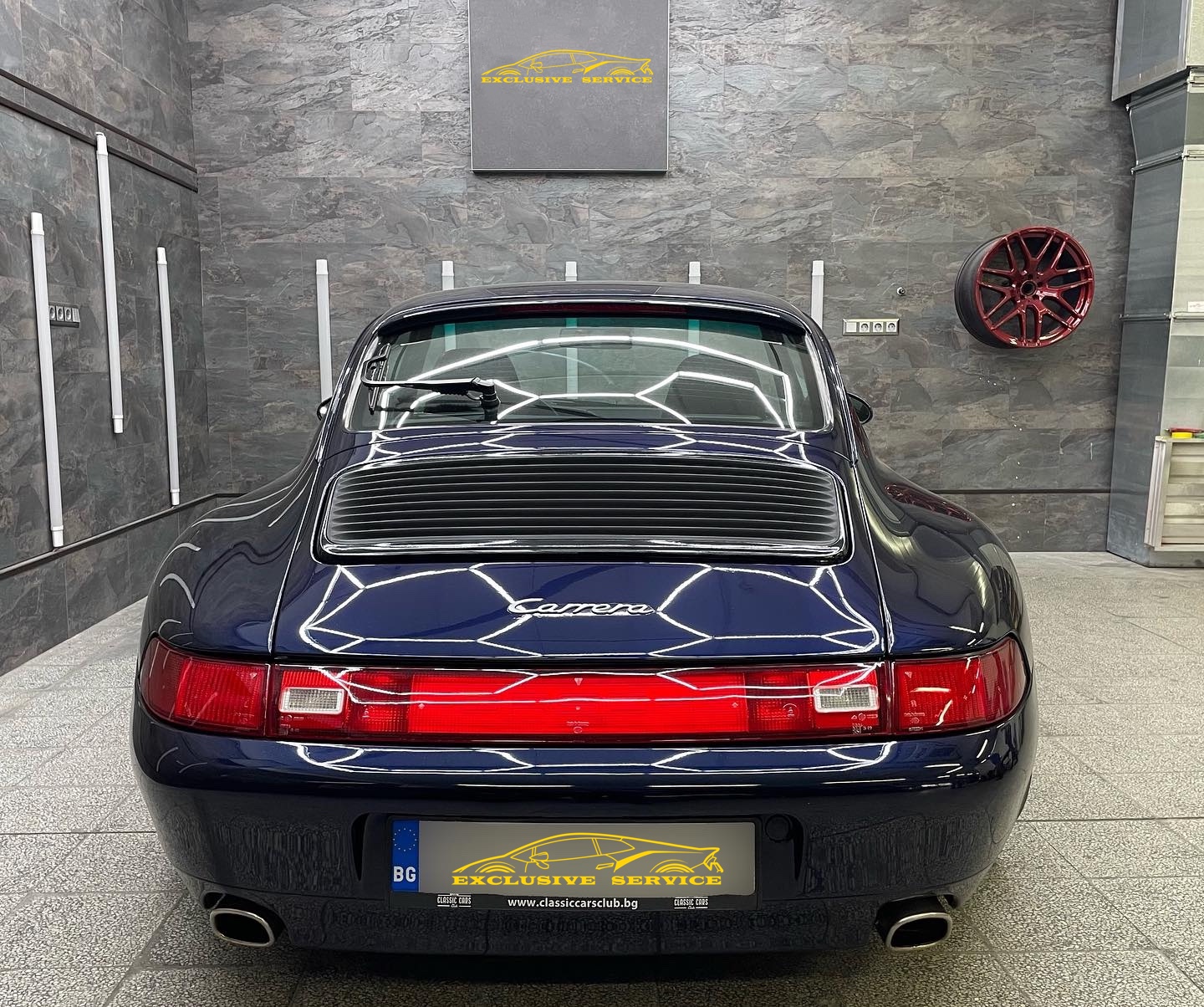 Porsche 911 Carrera